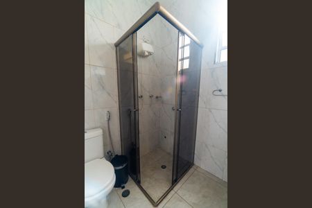 Casa à venda com 169m², 4 quartos e 2 vagas Casa à venda com 169m², 4 quartos e 2 vagasBanheiro