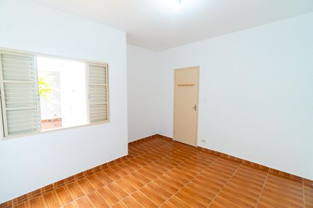 Quarto 2 de casa à venda com 4 quartos, 169m² em Vila Fachini, São Paulo