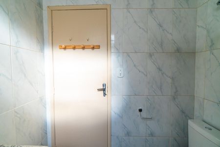 Casa à venda com 169m², 4 quartos e 2 vagas Casa à venda com 169m², 4 quartos e 2 vagasBanheiro