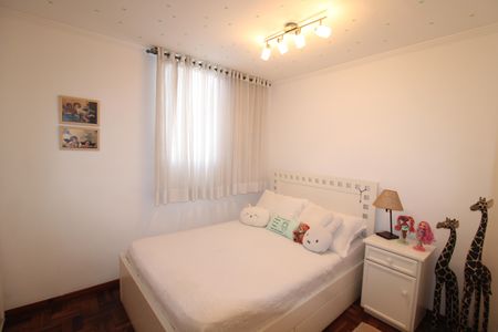 Apartamento à venda com 125m², 3 quartos e 2 vagasQuarto 1