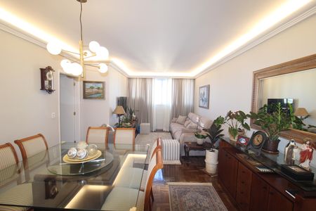 Apartamento à venda com 125m², 3 quartos e 2 vagasSala