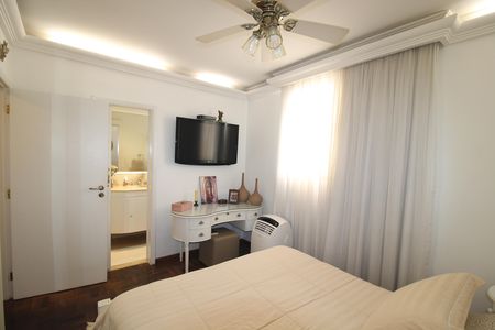 Apartamento à venda com 125m², 3 quartos e 2 vagasQuarto 3