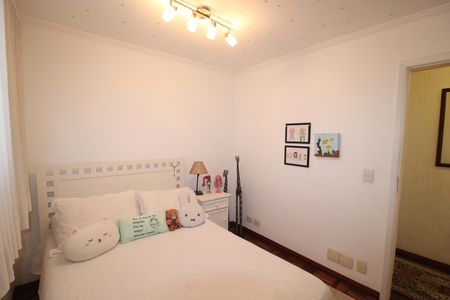 Apartamento à venda com 125m², 3 quartos e 2 vagasQuarto 1