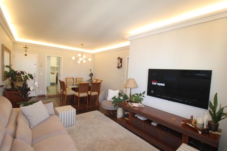 Apartamento à venda com 125m², 3 quartos e 2 vagasSala