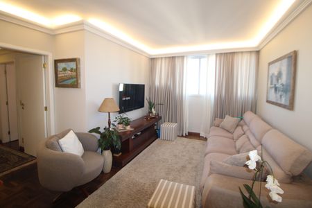 Apartamento à venda com 125m², 3 quartos e 2 vagasSala