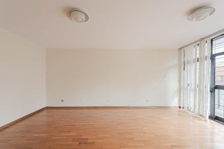 Apartamento à venda com 187m², 2 quartos e 2 vagasSala