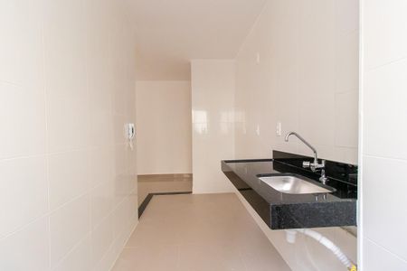 Apartamento para alugar com 50m², 2 quartos e 1 vaga Apartamento para alugar com 50m², 2 quartos e 1 vagaCozinha e Área de Serviço