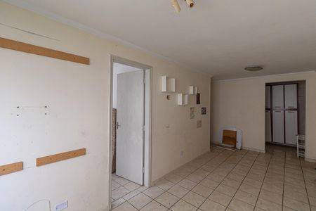 Sala de apartamento à venda com 3 quartos, 55m² em Conjunto Residencial José Bonifácio, São Paulo