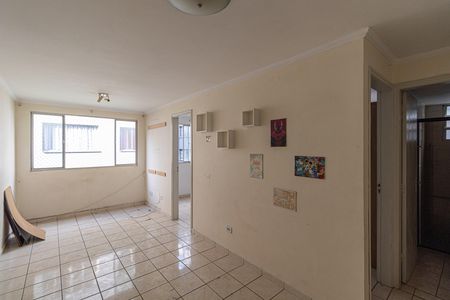 Sala de apartamento à venda com 3 quartos, 55m² em Conjunto Residencial José Bonifácio, São Paulo