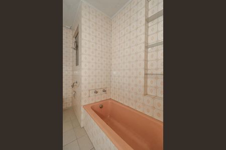 Apartamento à venda com 200m², 3 quartos e sem vagaBanheiro da Suíte