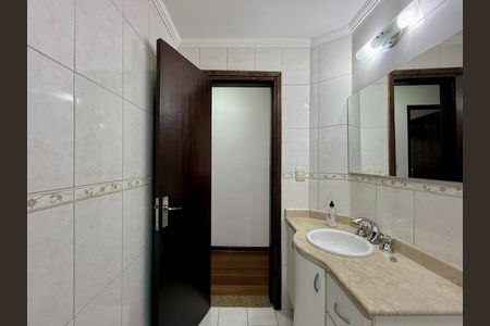 Apartamento para alugar com 86m², 3 quartos e sem vaga Apartamento para alugar com 86m², 3 quartos e sem vagaBanheiro