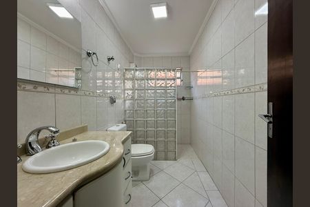 Apartamento para alugar com 86m², 3 quartos e sem vaga Apartamento para alugar com 86m², 3 quartos e sem vagaBanheiro