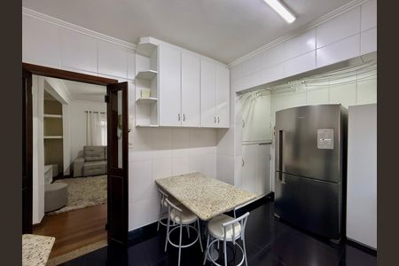 Apartamento para alugar com 86m², 3 quartos e sem vaga Apartamento para alugar com 86m², 3 quartos e sem vagaCozinha