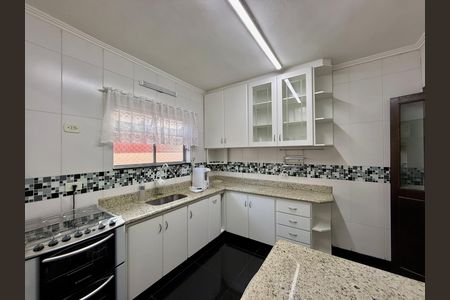 Apartamento para alugar com 86m², 3 quartos e sem vaga Apartamento para alugar com 86m², 3 quartos e sem vagaCozinha
