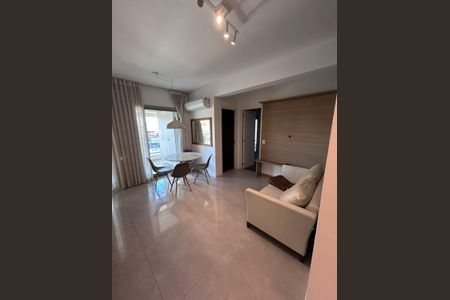Sala de apartamento para alugar com 2 quartos, 77m² em Petrópolis, Porto Alegre