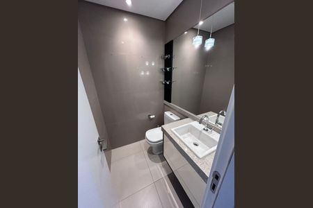 Banheiro de apartamento para alugar com 2 quartos, 77m² em Petrópolis, Porto Alegre