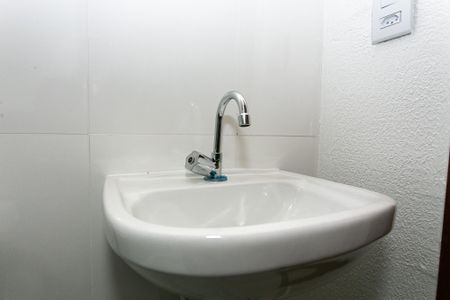 Apartamento para alugar com 48m², 2 quartos e sem vaga Apartamento para alugar com 48m², 2 quartos e sem vagaBanheiro