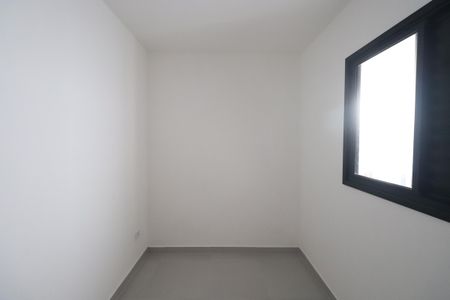 Quarto 2 de apartamento para alugar com 2 quartos, 48m² em Penha de França, São Paulo