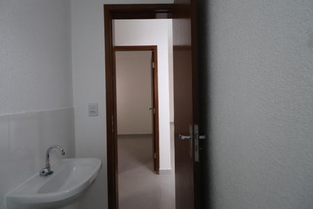 Apartamento para alugar com 48m², 2 quartos e sem vagaBanheiro