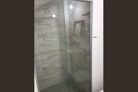 Apartamento à venda com 33m², 1 quarto e sem vaga Apartamento à venda com 33m², 1 quarto e sem vagaBanheiro