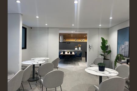 Apartamento para alugar com 30m², 1 quarto e sem vagaÁrea comum - Salão de festas