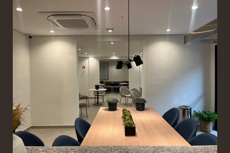 Apartamento para alugar com 30m², 1 quarto e sem vagaÁrea comum - Salão de festas