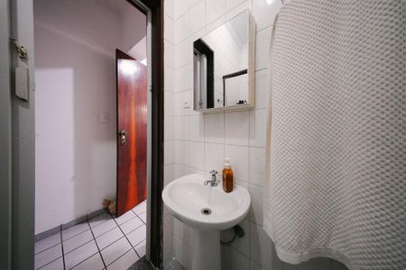 Casa à venda com 400m², 6 quartos e 4 vagas Casa à venda com 400m², 6 quartos e 4 vagasBanheiro de Serviço 1