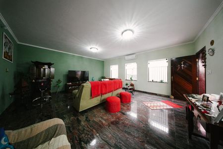 Sala de casa à venda com 6 quartos, 400m² em Cidade Patriarca, São Paulo