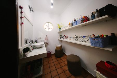 Casa à venda com 400m², 6 quartos e 4 vagas Casa à venda com 400m², 6 quartos e 4 vagasBanheiro da Suíte