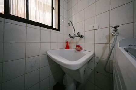 Casa à venda com 400m², 6 quartos e 4 vagas Casa à venda com 400m², 6 quartos e 4 vagasÁrea de Serviço