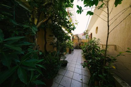 Casa à venda com 400m², 6 quartos e 4 vagas Casa à venda com 400m², 6 quartos e 4 vagasÁrea externa