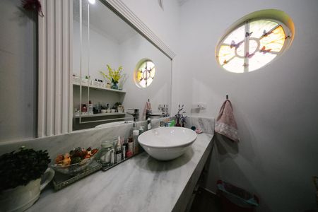 Casa à venda com 400m², 6 quartos e 4 vagas Casa à venda com 400m², 6 quartos e 4 vagasBanheiro da Suíte
