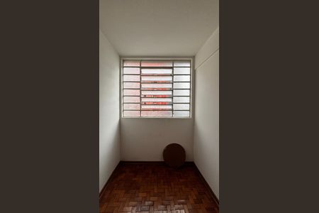 Apartamento à venda com 212m², 3 quartos e 1 vagaÁrea de Serviço - Despensa