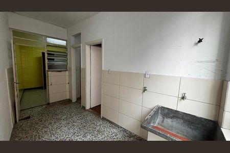 Apartamento à venda com 212m², 3 quartos e 1 vagaÁrea de Serviço