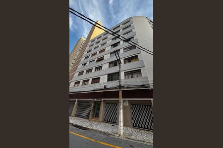 Apartamento à venda com 212m², 3 quartos e 1 vagaFachada