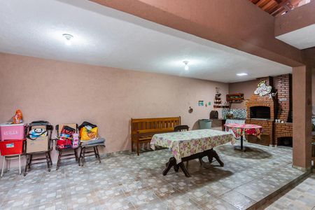 Casa para alugar com 200m², 3 quartos e 2 vagas Casa para alugar com 200m², 3 quartos e 2 vagasEspaço Gourmet