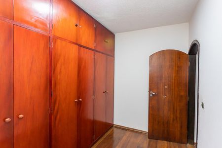 Casa para alugar com 200m², 3 quartos e 2 vagas Casa para alugar com 200m², 3 quartos e 2 vagasQuarto 2