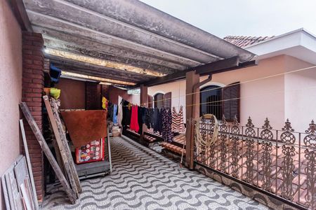 Casa para alugar com 200m², 3 quartos e 2 vagas Casa para alugar com 200m², 3 quartos e 2 vagasÁrea de Serviço