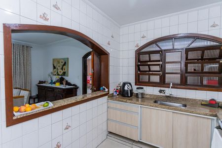 Casa para alugar com 200m², 3 quartos e 2 vagas Casa para alugar com 200m², 3 quartos e 2 vagasCozinha