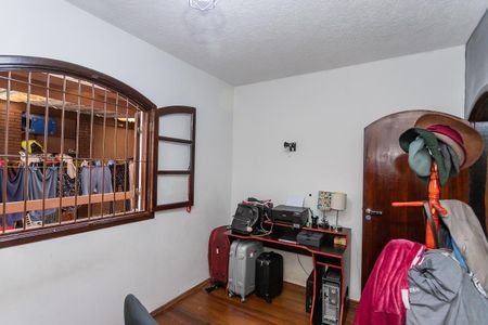 Casa para alugar com 200m², 3 quartos e 2 vagas Casa para alugar com 200m², 3 quartos e 2 vagasQuarto 1