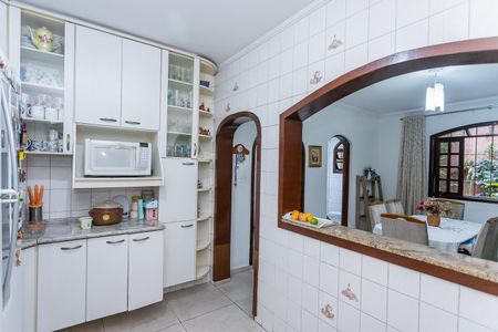 Casa para alugar com 200m², 3 quartos e 2 vagas Casa para alugar com 200m², 3 quartos e 2 vagasCozinha