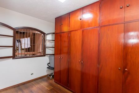 Casa para alugar com 200m², 3 quartos e 2 vagas Casa para alugar com 200m², 3 quartos e 2 vagasQuarto 2