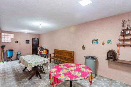 Casa para alugar com 200m², 3 quartos e 2 vagas Casa para alugar com 200m², 3 quartos e 2 vagasEspaço Gourmet