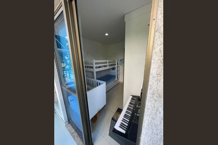 Apartamento à venda com 67m², 2 quartos e 1 vaga