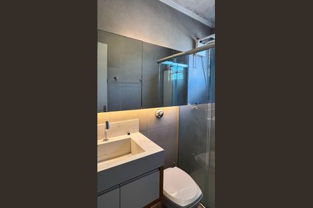 Apartamento à venda com 62m², 2 quartos e 1 vaga Apartamento à venda com 62m², 2 quartos e 1 vagaBanheiro
