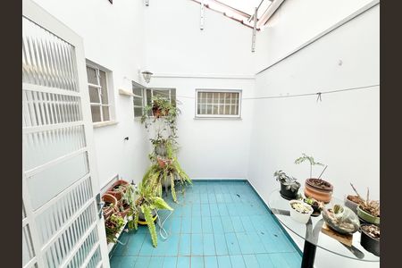 Casa à venda com 250m², 3 quartos e 5 vagasJardim De Inverno