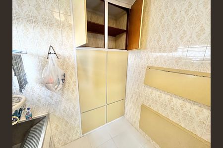 Casa à venda com 250m², 3 quartos e 5 vagasÁrea de Serviço