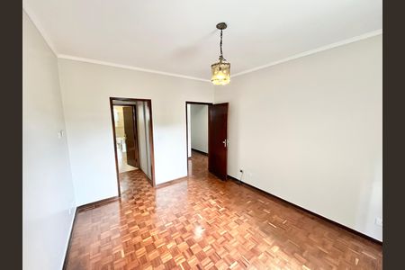 Casa à venda com 250m², 3 quartos e 5 vagasQuarto 3 - Suíte
