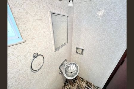 Casa à venda com 250m², 3 quartos e 5 vagasLavabo