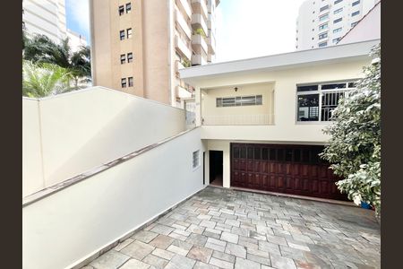 Casa à venda com 250m², 3 quartos e 5 vagasEntrada